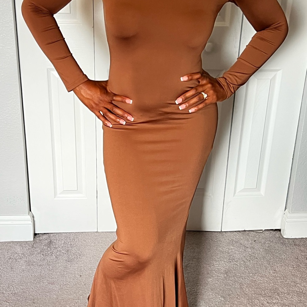 Elegant Brown Long Sleeve Dress